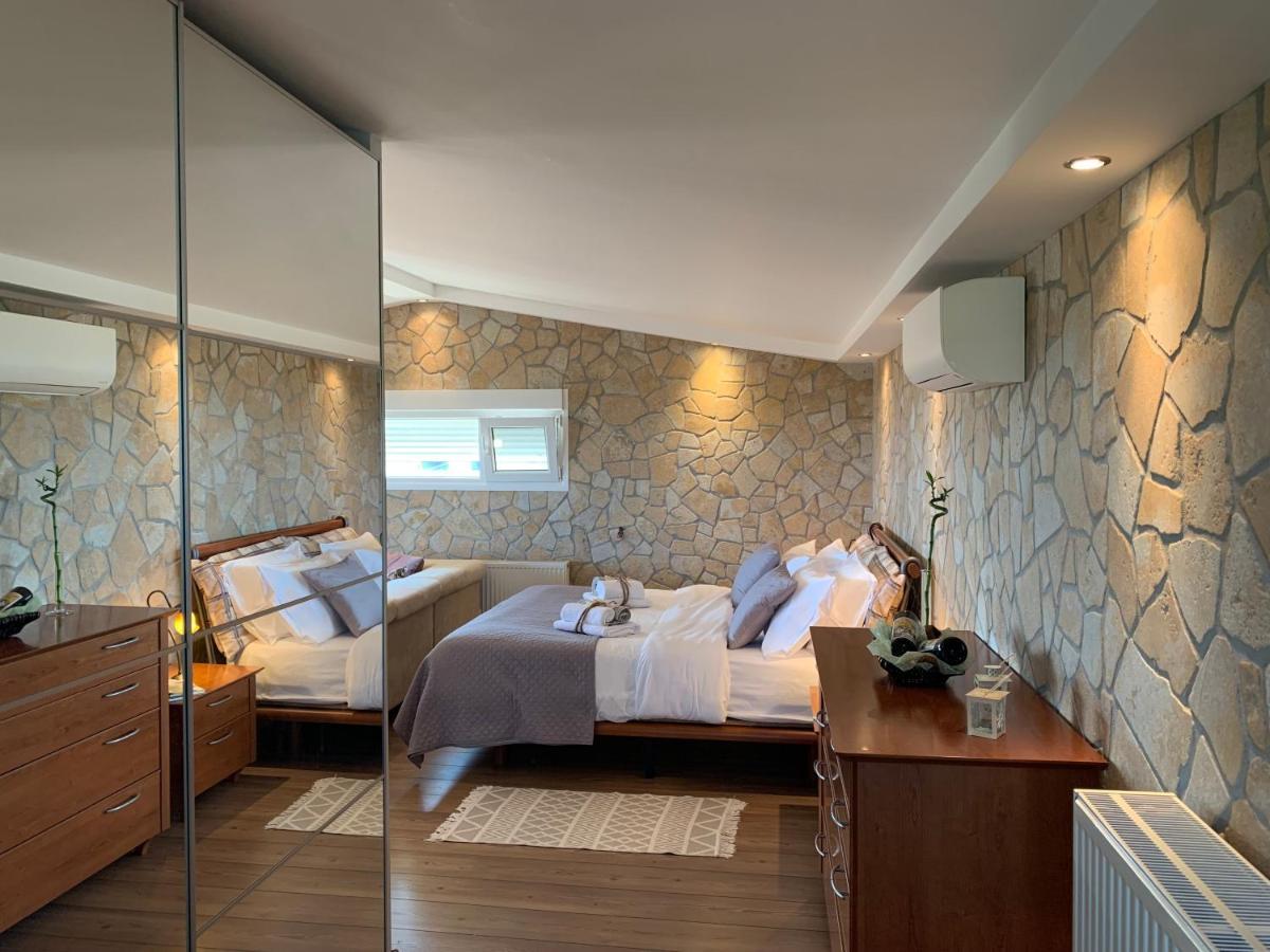 Apartamento Doormat# Wait 'N Sea, Jacuzzi, Luxury Stone House Epanomí Exterior foto