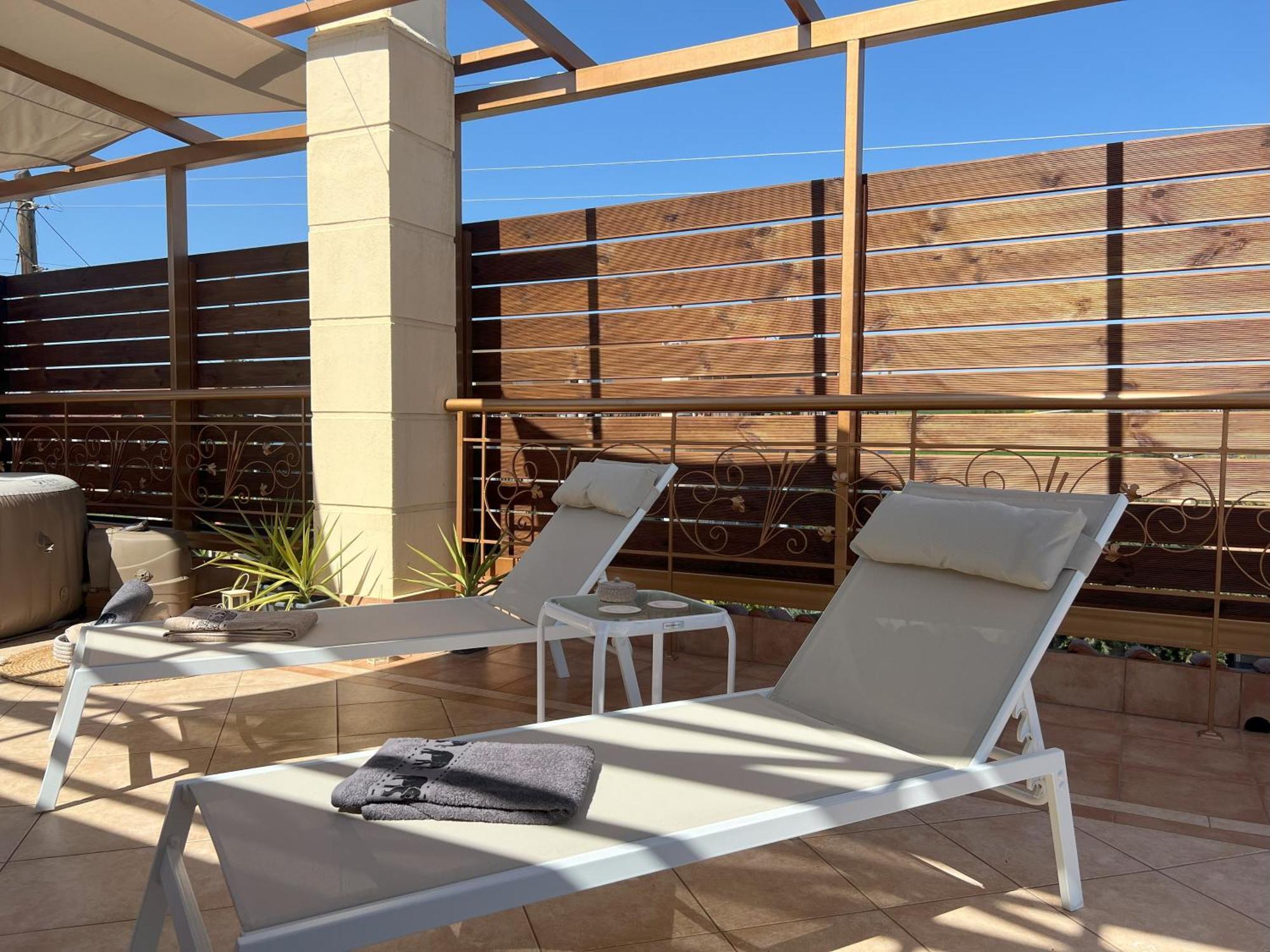 Apartamento Doormat# Wait 'N Sea, Jacuzzi, Luxury Stone House Epanomí Exterior foto